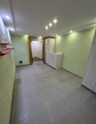 срочная продажа авто бишкек: 2 комнаты, 43 м², 104 серия, 3 этаж, Косметический ремонт