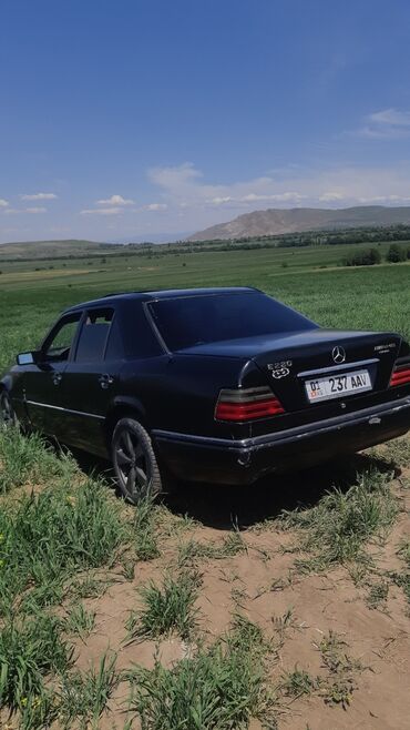 mercedes benz w124: Mercedes-Benz W124: 1994 г., 2.2 л, Механика, Бензин, Седан