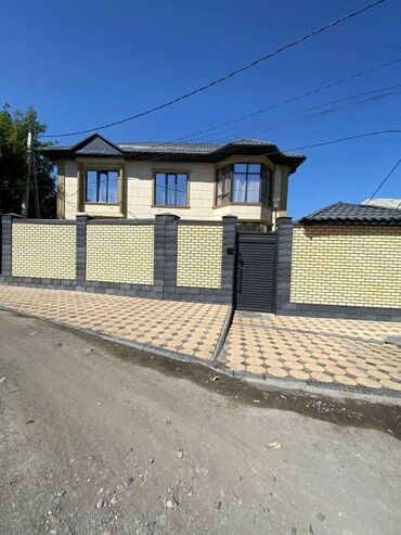 сдаю дом в кара балта: Дом, 200 м², 6 комнат, Риэлтор