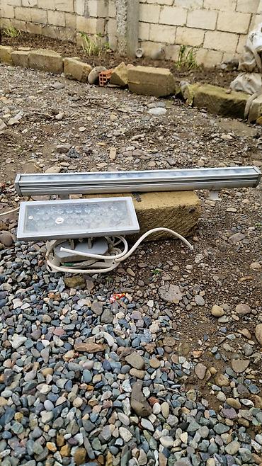 ağ işıq: Işiqlar uzunlardan 9 eded var işiq enili balacadan 2 eded var enli — 1