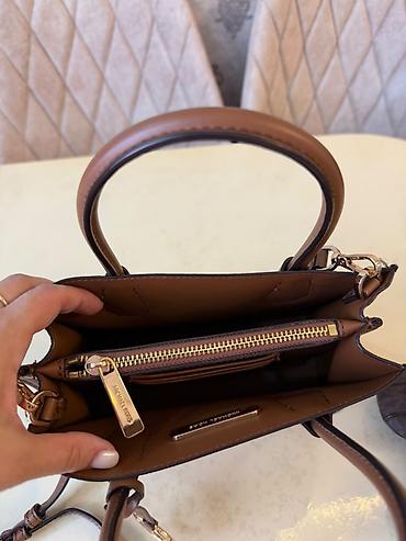 Çantalar: Michael Kors qadın çantası –yeni kimi. Originaldi. Cox rahatdi — 2