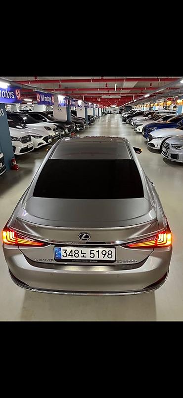 Lexus: Lexus ES: 2019 г., Седан — 9