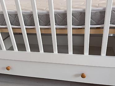 bunk bed: Детская кроватка в отличном состоянии, Белого цвета, прочная и — 3