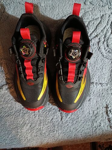 детские коляски в бишкеке фото цены: Детские кроссовки – несколько моделей 1) Спортивные кроссовки с 36