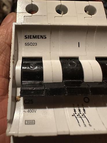 ucuz mal: Siemens Elektrik avtomat, 3 faza, 400 Vt, Kredit yoxdur, Zəmanətli, Ünvandan götürmə, Ödənişli çatdırılma — 5