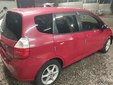 рация для фуры: Honda Fit: 2002 г., 1.3 л, Вариатор, Бензин, Пикап