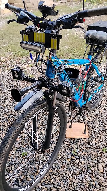 bmw oturacaqlar: 29-luq velo işiqlari siqnali 2 təkəri təzə dəyisib akmyatoru təzə — 2