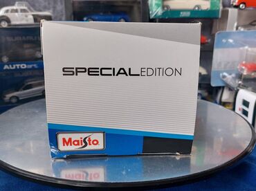 Avtomobil modelləri: Коллекционная модель Ford Mustang Street Racer Green black 2014 — 10