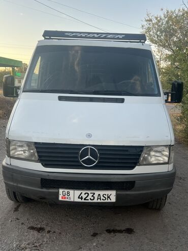 чехол для машины бишкек цена: Легкий грузовик, Mercedes-Benz, Дубль, Б/у