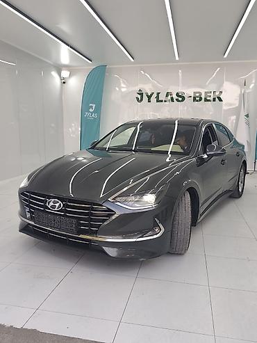 Hyundai Sonata: 2019 г., 2 л, Автомат, Газ, Седан