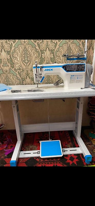jack a4f: Швейная машина Jack, Компьютеризованная, Автомат — 1