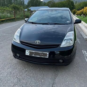 Toyota: Toyota Prius: 1.5 l | 2012 il Hetçbek