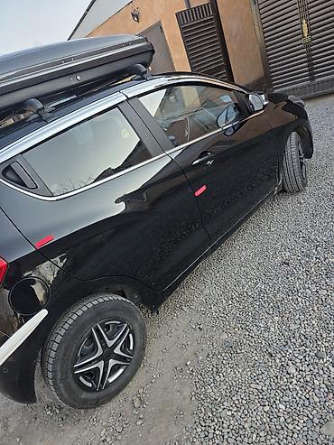 Chevrolet: Chevrolet Spark: 2017 г., 1 л, Вариатор, Бензин, Хэтчбэк — 6