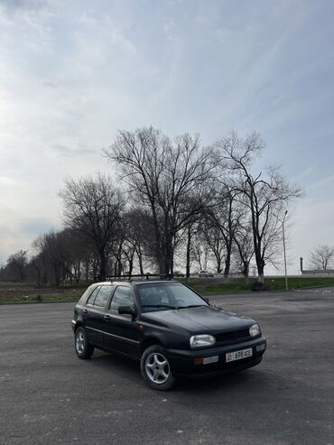 Volkswagen: Volkswagen Golf: 1992 г., 1.8 л, Механика, Бензин, Хэтчбэк