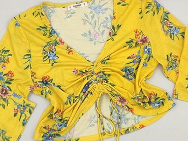 oryginalne t shirty: Pull and Bear, Women`s top, size XS (EU 34)