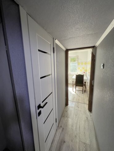 квартииа керек: 2 комнаты, 43 м², 104 серия, 3 этаж, Старый ремонт