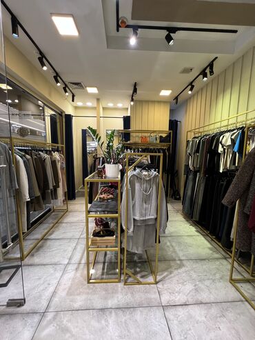 Стеллажи: На заказ изготовим стеллажи, кронштейны, стойки, примерочные со — 19