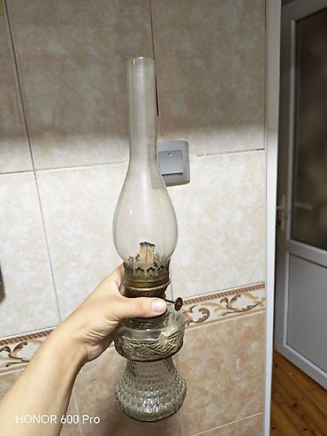 керосиновая лампа: Şüşə kolbali, fitilli klassik neft lampası. - Material: Şüşə gövdə və — 1