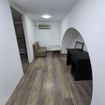 Ofislər: Obekt icarə wəhərin mərkəzində təmirdən təzə cixan arxitiktur binada 2 — 4