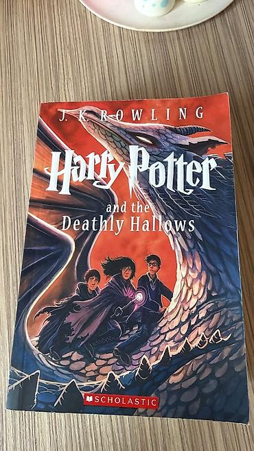 Məhsul: Harry Potter and the Deathly Hallows – J.K. Rowling Nəşriyyat