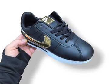 Women's Sneakers and athletic shoes: Nike cortez patike NOVO
Novo
Brojevi 36 do 41
fb Moja Kupovina 1 na lalafo.rs — 1 Women's Sneakers and athletic shoes: Nike cortez patike NOVO
Novo
Brojevi 36 do 41
fb Moja Kupovina 1 — 1