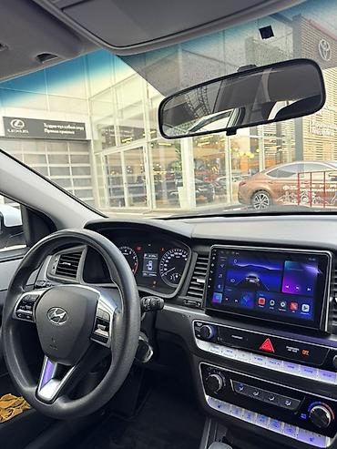 kyrgyzstan: Hyundai Sonata: 2017 г., 2 л, Автомат, Бензин, Седан — 5