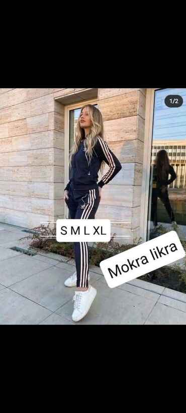 Gornji i donji deo: Zenska komplet trenerka mokra likra
 S M L XL 2XL
 Cena 3000din — 10