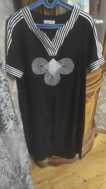 Dəstlər, kostyumlar: Qadın geyim dəsti – 4 məhsul 1) Cins ətək - Tünd mavi denim - Ön — 28