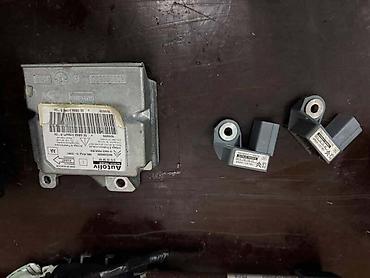 mazda srbija: AIRBAG CENTRALA MODUL ZA CITROEN C4 GRAND PICASSO ZA 2008. GOD — 4