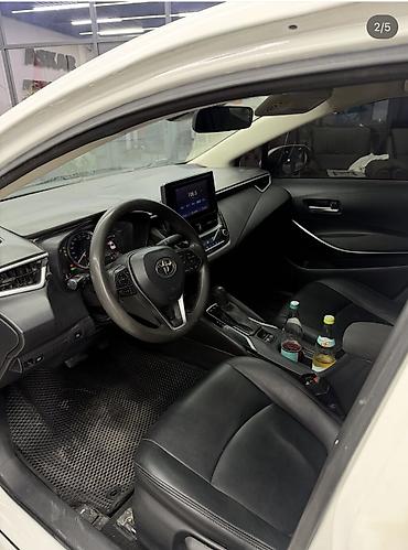 2 8: Toyota Corolla: 2019 г., 1.8 л, Вариатор, Гибрид, Седан — 2