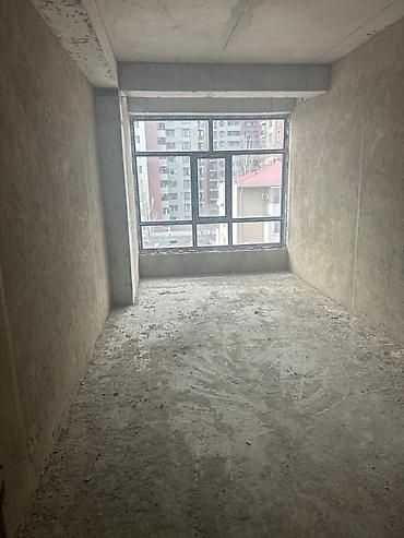 17 ci mikrorayon: 3 otaqlı, Yeni tikili, 143 kv. m — 6