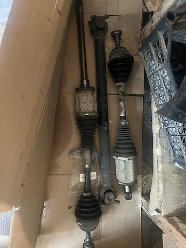 bmw e39 kapot: Bmw f10 2012 üçün qabağ most kardan sağ sol qranatlar üstən çixma — 1