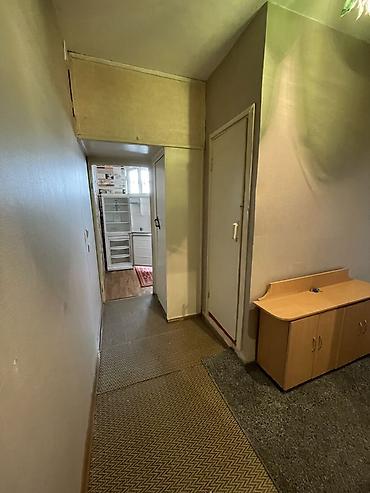 аламединское ущелье: 1 комната, 32 м², 105 серия, 7 этаж — 5
