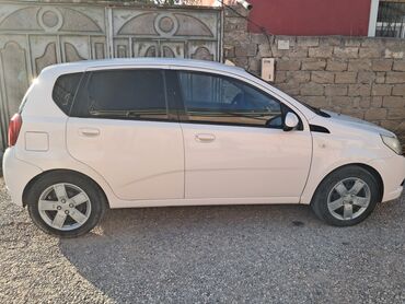 Chevrolet: Chevrolet Aveo: 1.4 l | 2009 il 213000 km Hetçbek — 2