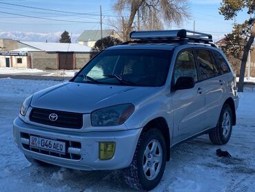 Toyota: Toyota RAV4: 2004 г., 2 л, Автомат, Бензин, Кроссовер