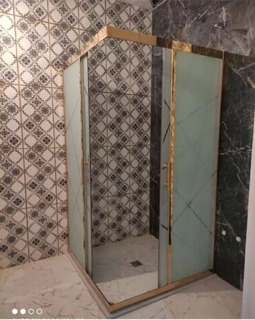Duş kabinaları, arakəsmələr: Yeni Arakəsmə, Künc üçün, Pulsuz çatdırılma — 24
