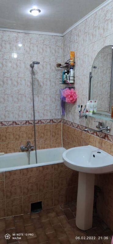 Köhnə tikili: Bakı, 3 otaqlı, Köhnə tikili, 100 kv. m -da lalafo.az — 7 Köhnə tikili: Bakı, 3 otaqlı, Köhnə tikili, 100 kv. m — 7