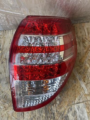 rav 4 2002: Задний правый стоп-сигнал Toyota 2011 г., Б/у, Оригинал, США — 1