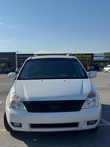karavan satışı qiymeti: Kia Carnival: 2.2 l | 2011 il Van/Minivan — 4
