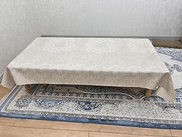 Низкий прямоугольный стол (дастархан) из натурального дерева с декором