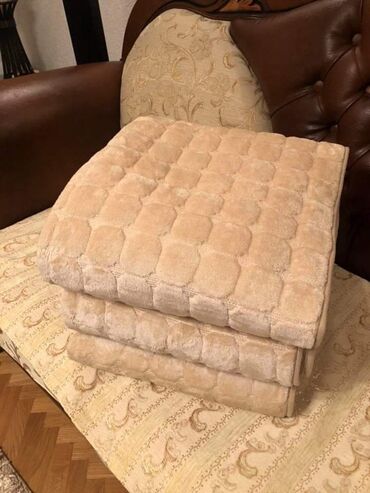 Posteljina: Komplet flekera za trosed, dvosed i fotelju po super ceni od 3490 din — 7