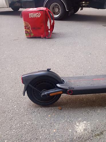 Электротранспорт: Elektrik skuter – Ninebot by Segway E2/E3 seriyası (şəkillərdə “E3” — 1