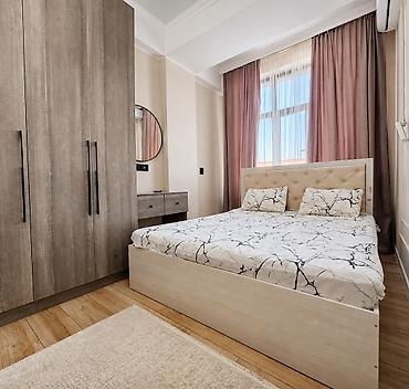 Посуточная аренда квартир: 1 комната, Асанбай мкр, Парковка, Душевая кабина, Домофон — 12