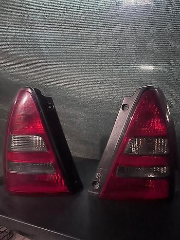 led свет: Комплект стоп-сигналов Универсальный 2004 г., Б/у — 2