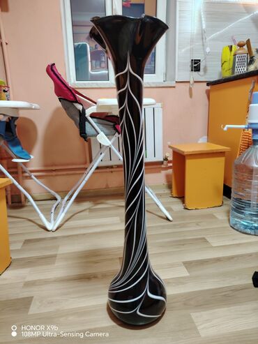 Зеркала: Gördyyunyz bu gyldan satilir.Hundyrluk texmini 1 metre.Qara rengli ag