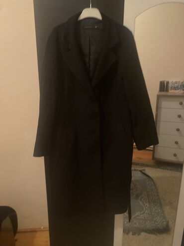 пальто женское: Пальто M (EU 38), L (EU 40), цвет - Черный