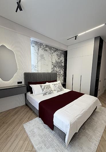 24: 3 комнаты, 70 м², 10 этаж, Дизайнерский ремонт — 1