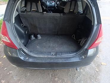 volkswagen golf v: Honda Fit: 2003 г., 1.3 л, Автомат, Хэтчбэк — 2