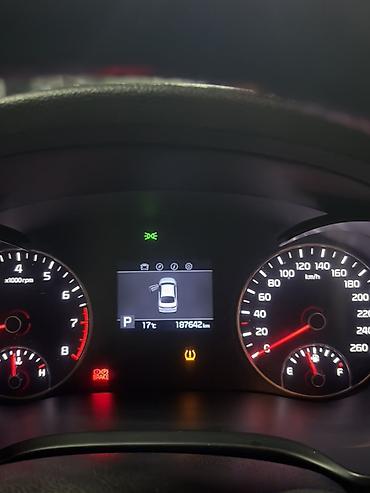 kaiyi e5: Kia K5: 2019 г., 2 л, Автомат, Газ, Седан — 9