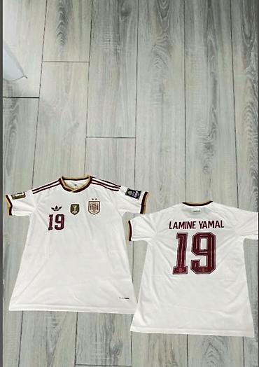 Футбольная майка сборной Испании с номером 19 и фамилией LAMINE YAMAL